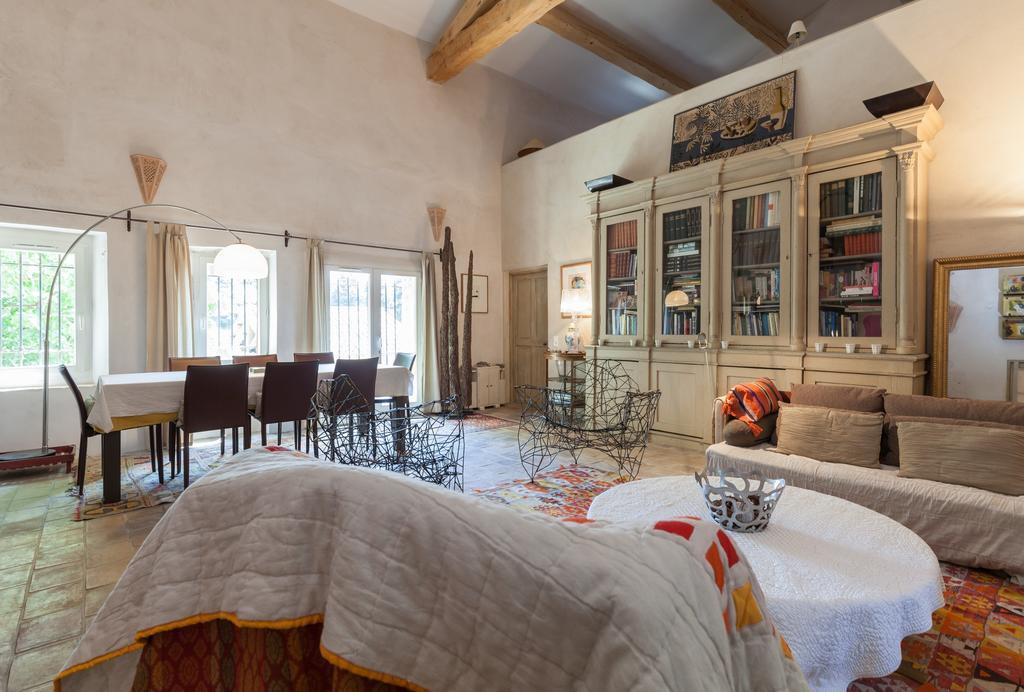 La Louviere Des Bruyeres Bed & Breakfast Robion en Luberon Oda fotoğraf